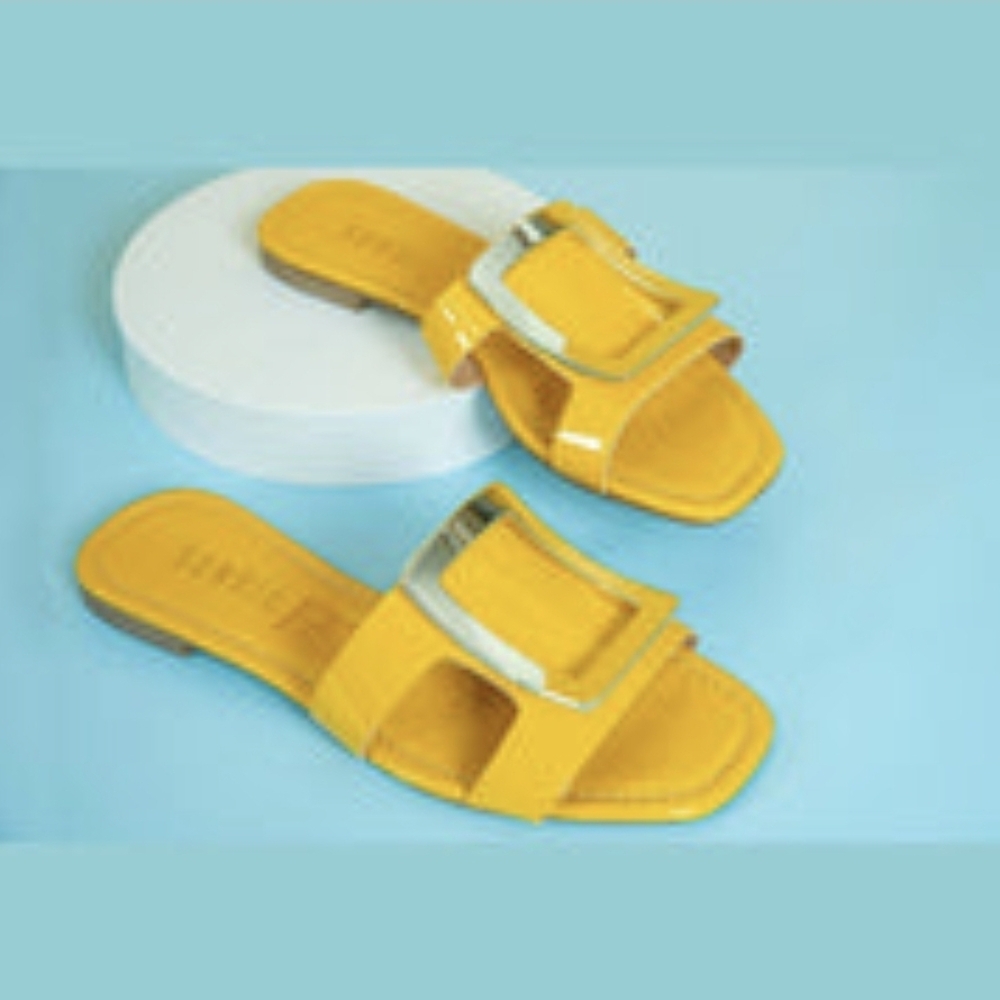 Elegant Yellow Buckle Sandals